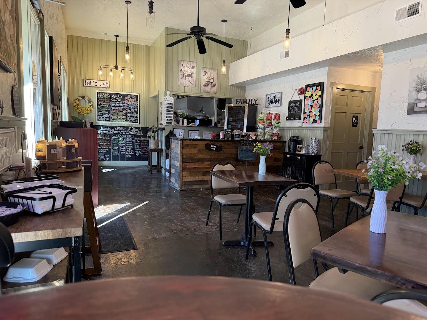 Lolli's (Off the Square)
